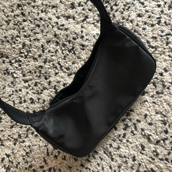 Plain Black Neoprene Baguette Bag - Picture 2 of 3